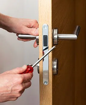Steger Locksmith Store Steger, IL 708-629-3221 - 9a-New-Locks-Installation